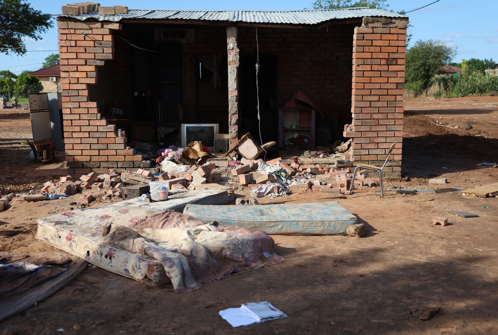 Hero community health worker in Mbaula, Limpopo, delivers baby during ...