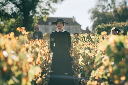 Widow Clicquot – An easy-drinking biopic with notes of familiarity