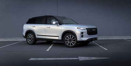 SUV market disrupter — the splendid, all new Jaecoo J7 lands on SA soil