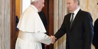 Russian Federation President Vladimir Putin (R) meets with Pope Francis at the Vatican on July 04, 2019 in Vatican City, Vatican. (Photo by Getty Images)
