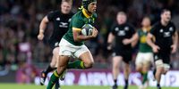Kurt Lee Arendse streaks away for his 11th try in 11 Tests as the Springboks beat the All Blacks 35-7 at Twickenham. Perhaps his multidimensional gifts will pose more questions of a Scotland side looking to spread the game wide. (Photo: Juan Jose Gasparini / Gallo Images)