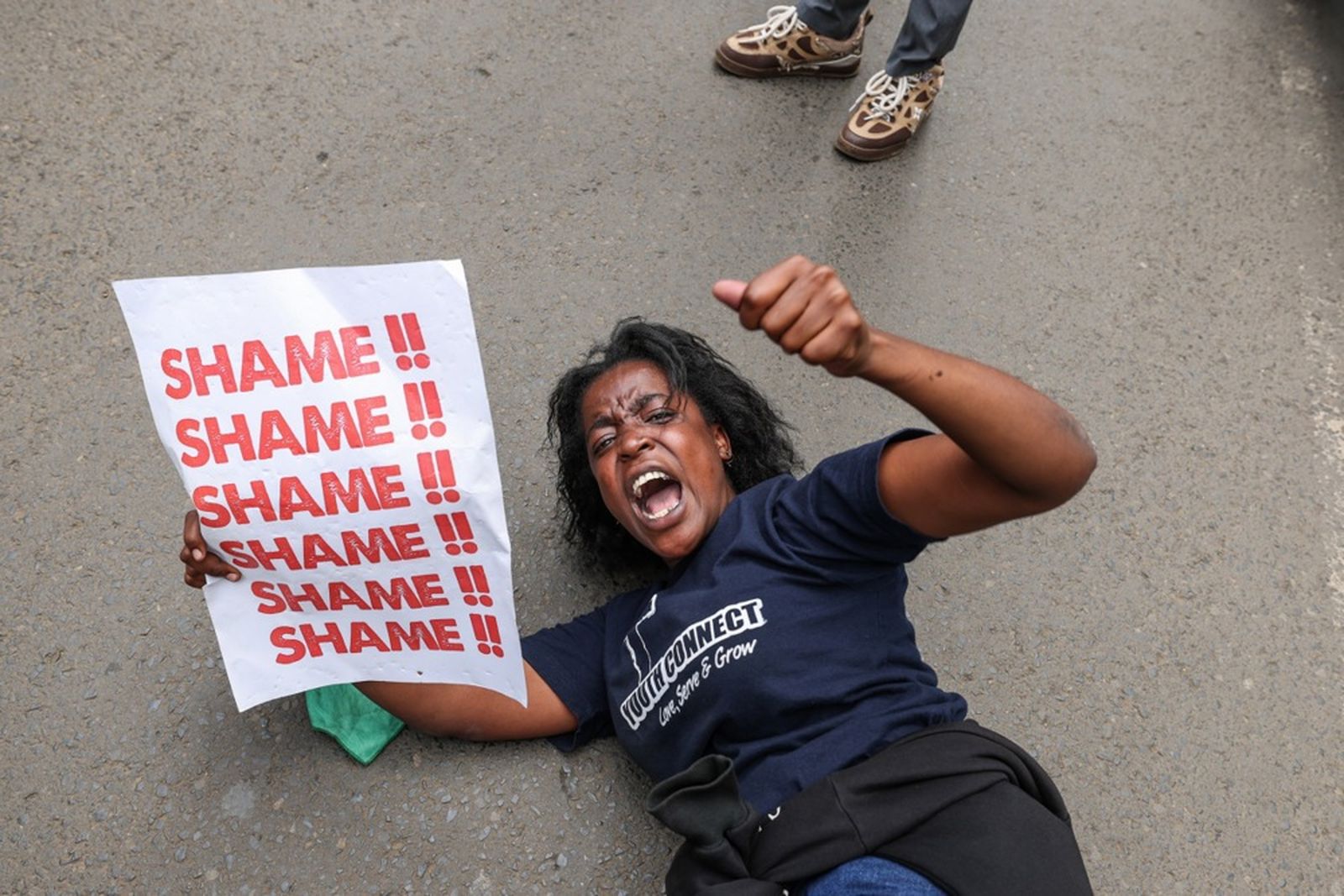 Protests erupt after Kenyan blogger murder, and more from around the world