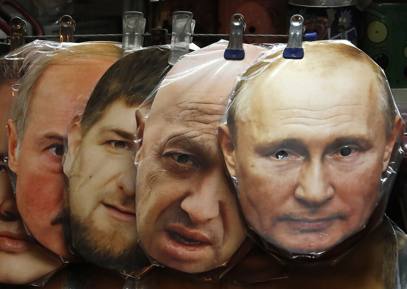 Wagner's leader Yevgeniy Prigozhin accused of armed mutiny in challenge ...