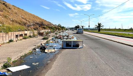 Fridge becomes DIY road sign for Gqeberha’s persistent pothole menace