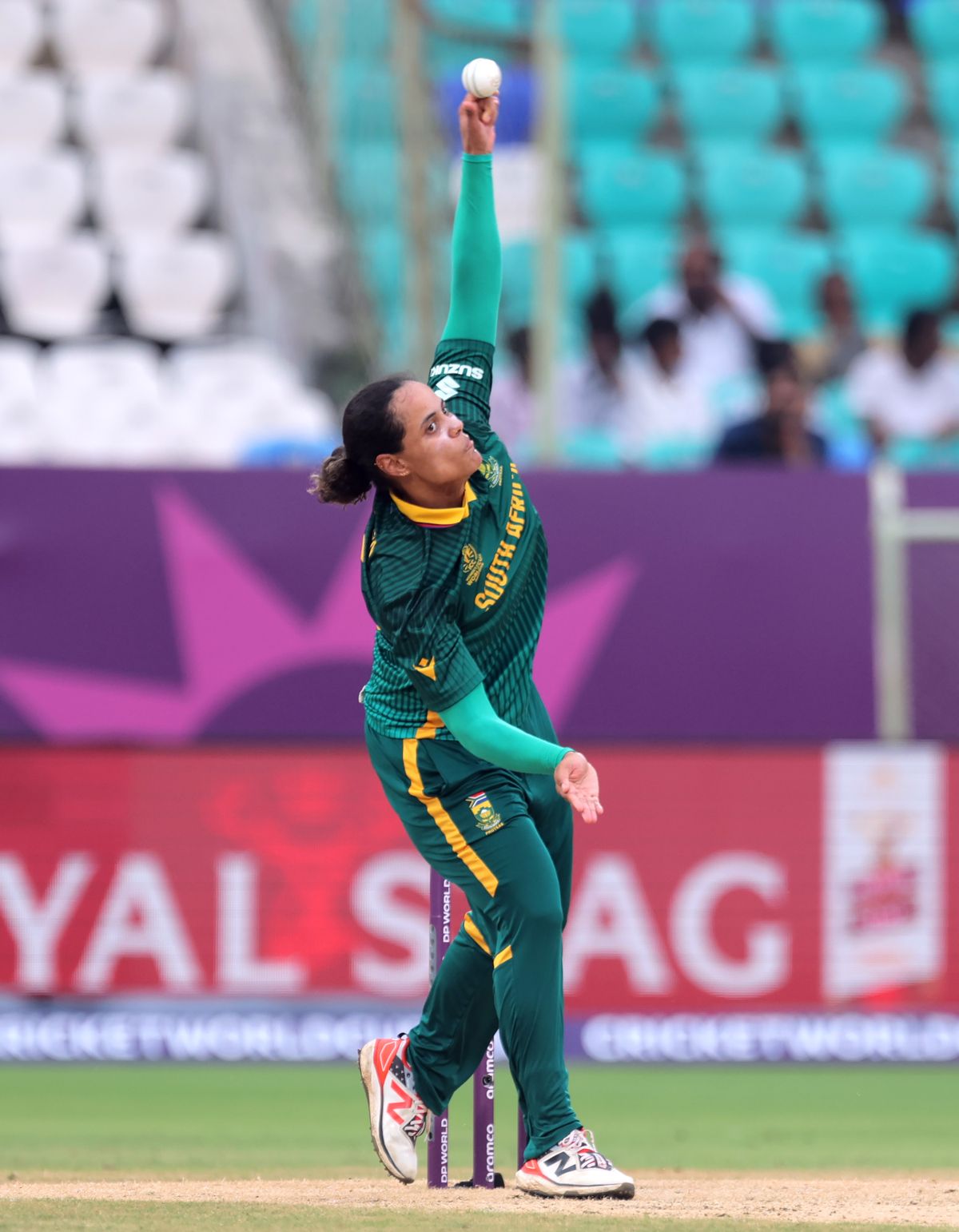 Proteas all-rounder Chloe Tryon goes into bat for younger cricketers