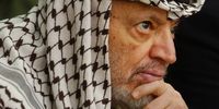 Late Palestinian leader Yasser Arafat in 2002 at his headquarters in the West Bank town of Ramallah. (Photo: Chris Hondros / Getty Images)