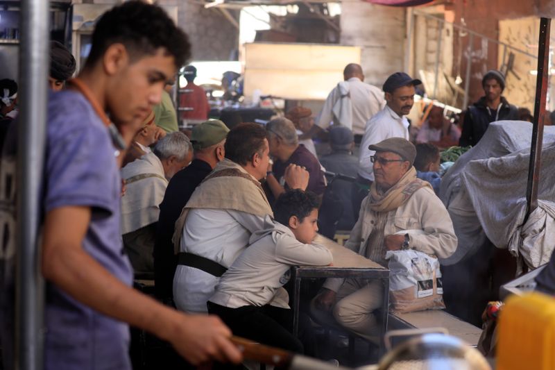 Houthis attack Aden airport as fighting intensifies in Yemen