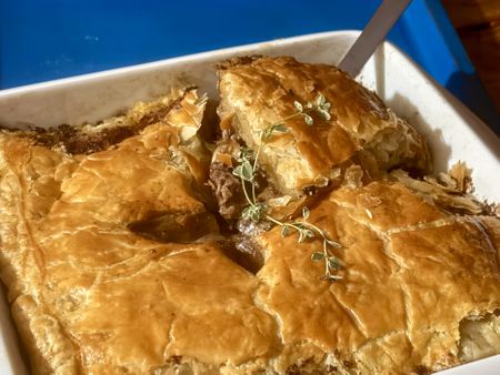 Pepper steak and mushroom pie — two pie fillings in one