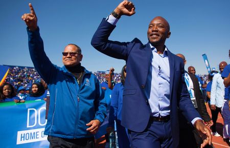 DA’s road to winning Gauteng strewn with potholes