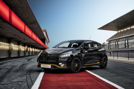 Renault Clio RS 18 F1: A mighty midget