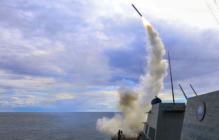 Several US military aircraft crash in Kuwait as Iranian strikes continue