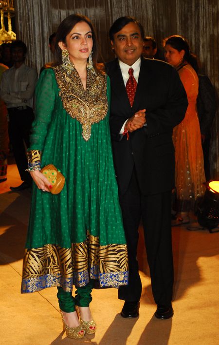 A Ram Bhajan is measured by its weight in gold – so dress up