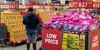 A customer shops inside a new Pick n Pay Stores QualiSave supermarket in Cape Town, South Africa, 15 August 2022. (Photo: Dwayne Senior / Bloomberg via Getty Images)