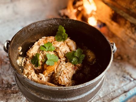 Lockdown Recipe of the Day: Chicken & Pears Potjie