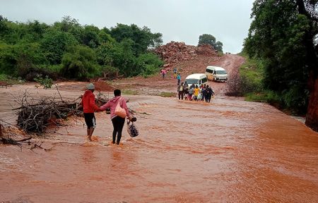 ‘We Are Trapped’: Floodwaters swallow villages as flooding, heavy rain batter Limpopo