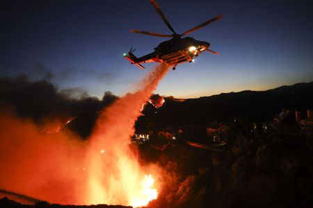 Jamie Lee Curtis pledges $1 million to start LA wildfire fund