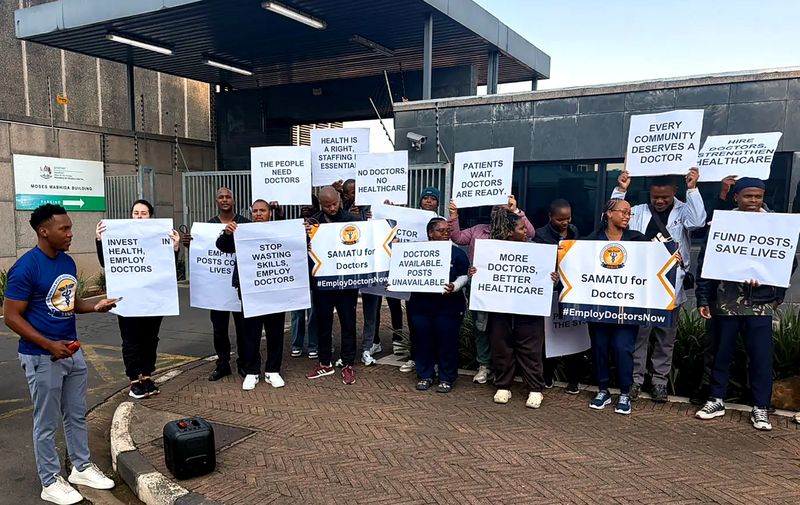 FROZEN POSTS: Qualified doctors desperate for jobs as KZN’s public hospitals go understaffed