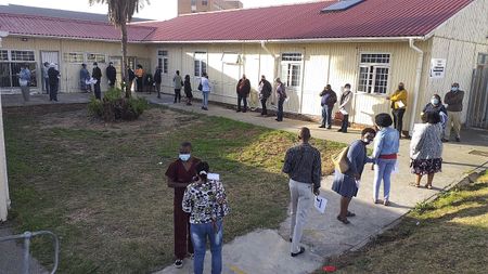 Transport issues putting brakes on vaccination efforts in rural Free State