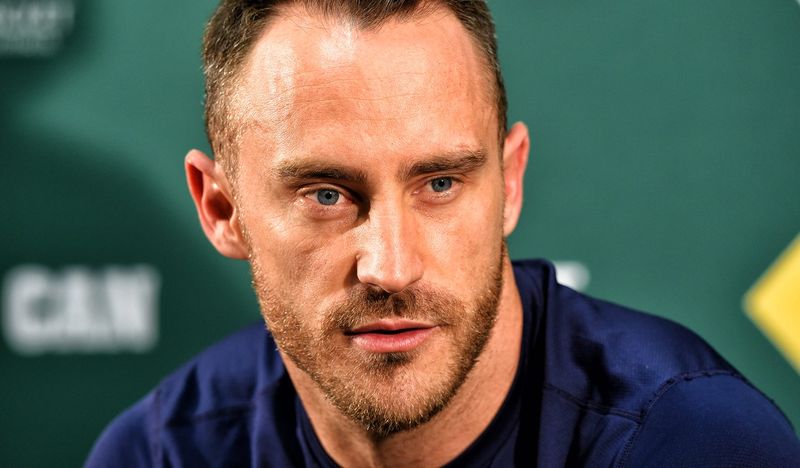 du-plessis-steps-down-as-south-africa-captain-in-all-formats