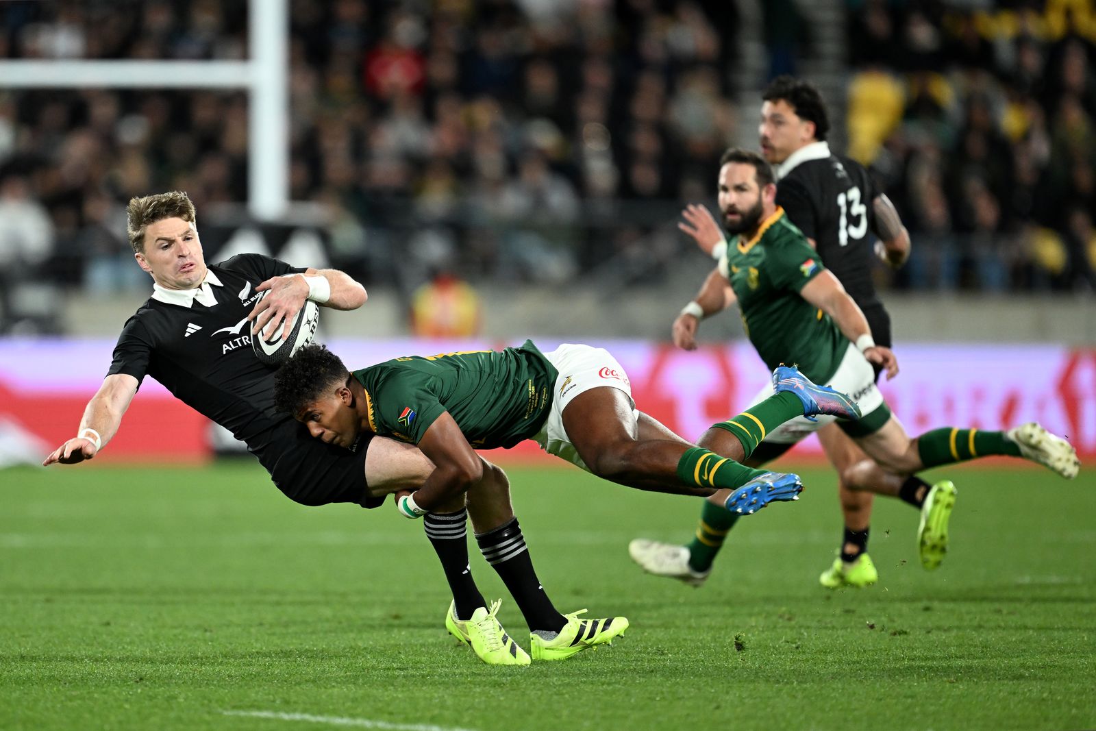 Six-try Springboks destroy All Blacks by record margin in Wellington
