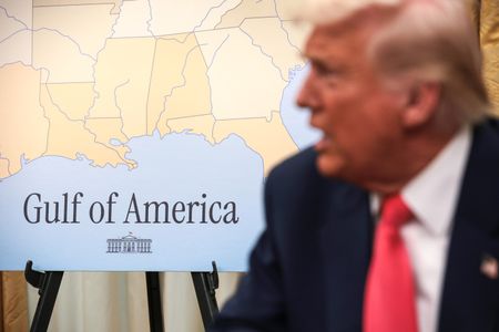 Trump orders elimination of 'anti-American ideology' from Smithsonian institutions