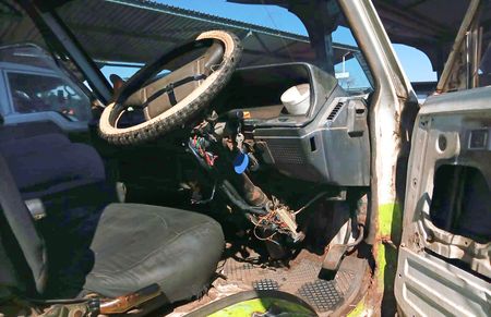 ‘Get out and push’ — commuters dice with danger in Joburg’s dilapidated minibus taxis