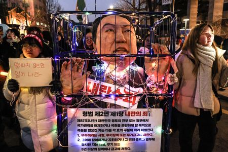 South Korean court re-issues arrest warrant for impeached President Yoon