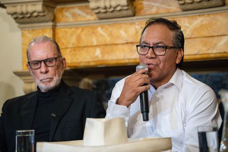 Leftist Sanchez gains traction ahead of Peru runoff vote, Ipsos poll shows
