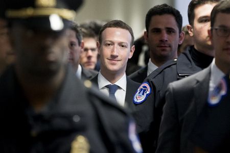 Facebook news use declining, WhatsApp growing: study