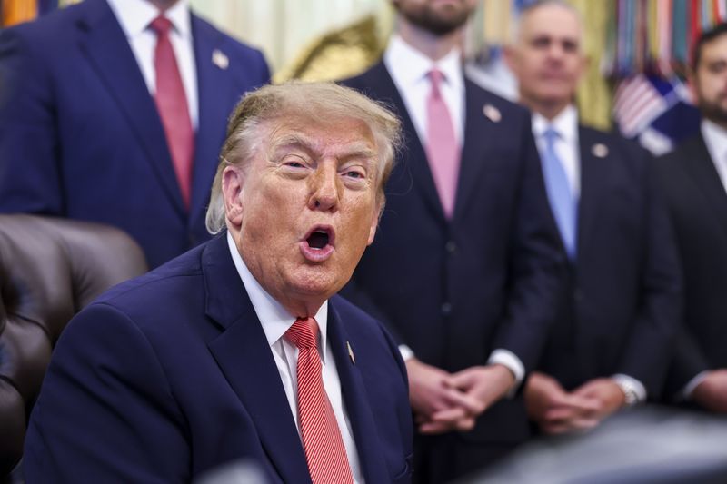 Trump says Ukraine has to want to settle war