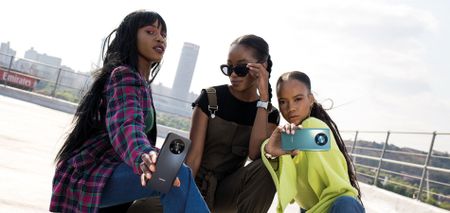 The HUAWEI nova Y90 launches in South Africa:  The powerful entry-level phone that boasts a massive display and 40W HUAWEI SuperCharge
