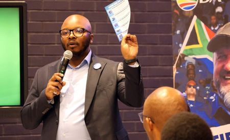 MP and friend survive violent knife attack on Gqeberha’s unlit beachfront