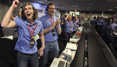 Mars rover Curiosity lands on surface of Red Planet