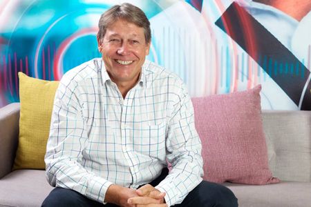 Digital when you want it, human when you need it: A holistic approach to business communication