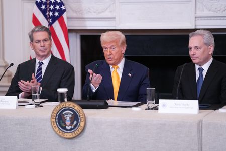 Wealthy foreign crypto investors descend on President Trump's golf club for $148 million meme coin dinner