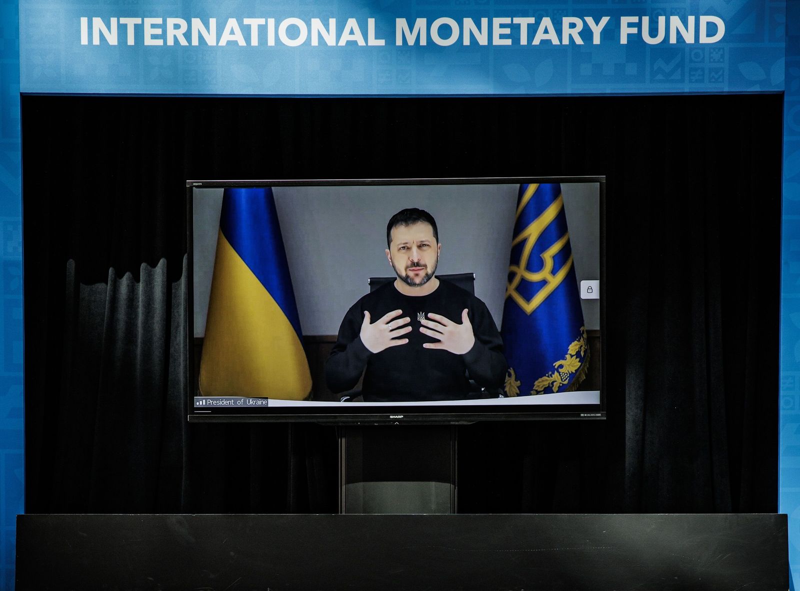 IMF to provide Ukraine with $500 million after review