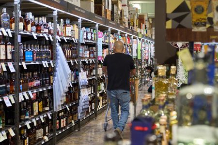 WHO calls for tobacco-style cancer warning labels on alcoholic drinks across Europe