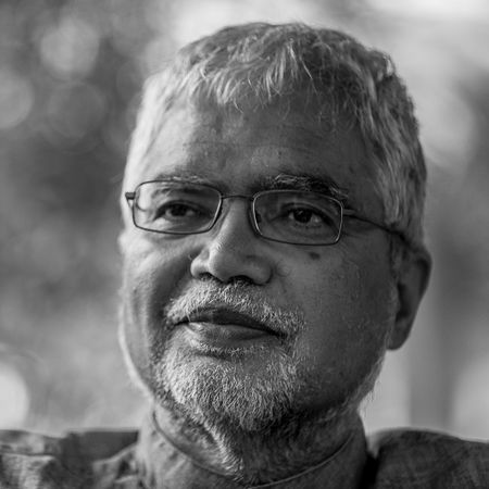 Mukesh Kapila 
