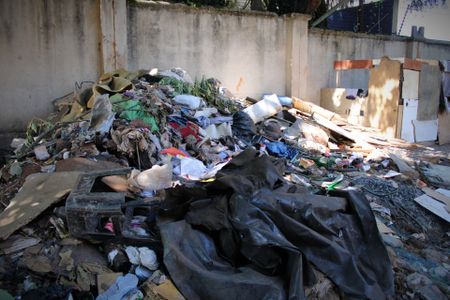 Occupiers fight eviction from multi-million-rand property in Dunkeld West