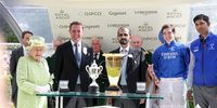 Queen Elizabeth presents a horse racing award to Dubai’s ruler Sheikh Mohammed (centre) at Ascot in June 2019 (Photo: Dubai Media Office)