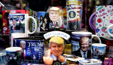 US intel report: Putin sought to help Trump in election