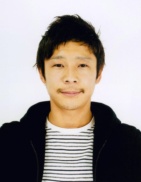 Japanese billionaire businessman revealed as SpaceX's first Moon traveler