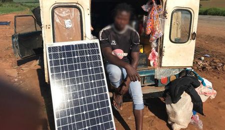 GroundUp: Zimbabwean army’s crackdown on touts leaves many desperate