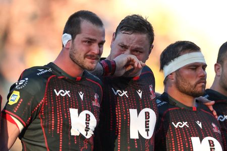 La Rochelle players and fans honour Hyron Andrews’ memory with compassion and class