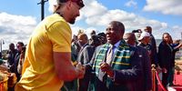 President Cyril Ramaphosa and Springbok player, Eben Etzebeth greet one at the Union Buildings in Pretoria. 2 November 2023. (Photo: Gallo Images/Frennie Shivambu)