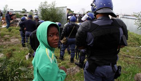 GroundUp: Marikana case – homeowner in informal settlement asks City to buy her property