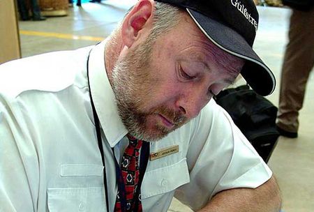 DreamWings - A quadriplegic pilot's hope of circumnavigating the world for reconciliation