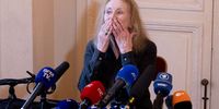 PARIS, FRANCE - OCTOBER 06: French author Annie Ernaux gives a press conference as she wins Nobel Prize in Literature on October 06, 2022 in Paris, France. She was cited for the courage and clinical acuity with which she uncovers the roots, estrangements and collective restraints of personal memory. (Photo by Marc Piasecki/Getty Images)