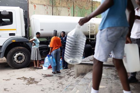 R400bn price tag to fix failing municipal water services in SA, says government