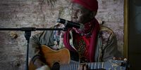 Madala Kunene provided entertainment before the press briefing. (Photo: Shiraaz Mohamed)